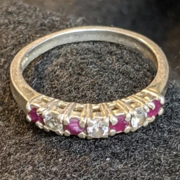 SOLD Sterling Ring with stones - Picture 6 of 8